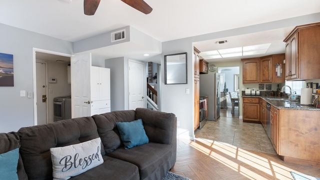 2312 Mills Ranch Way, Rancho Cordova, CA 95670