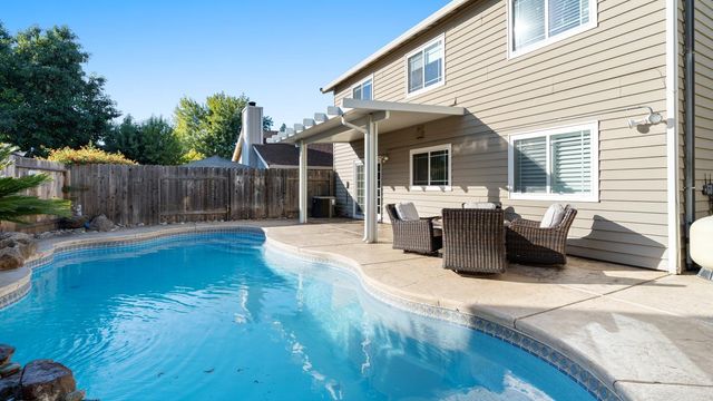 2312 Mills Ranch Way, Rancho Cordova, CA 95670