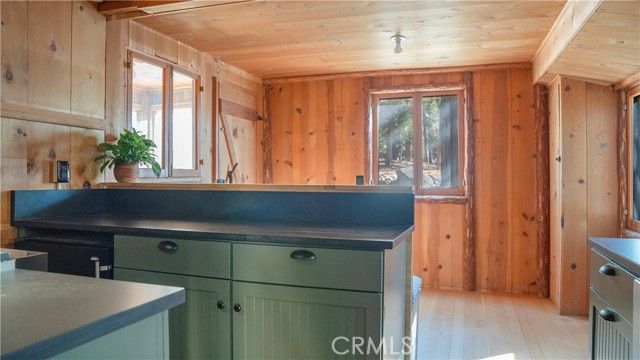 25201 Fern Valley Road, Idyllwild, CA 92549