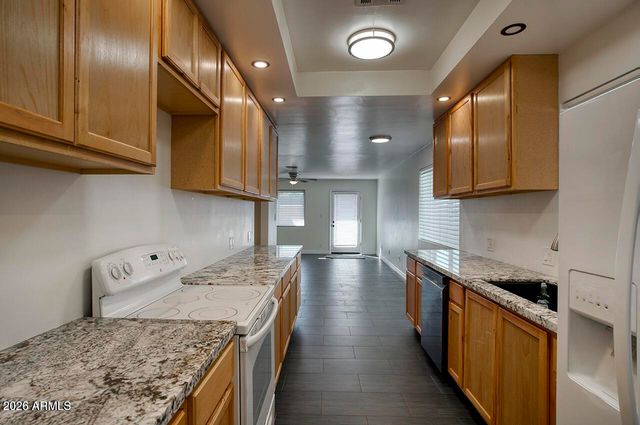 1881 E CONCORDA Drive, Tempe, AZ 85282