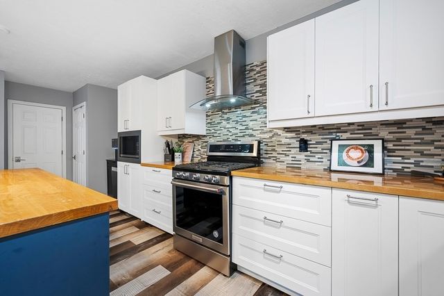 25 Voyagers Ln 25, Ashland, MA 01721