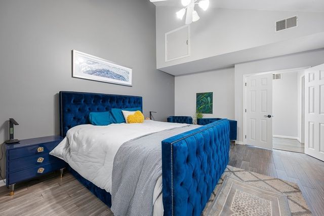 25 Voyagers Ln 25, Ashland, MA 01721