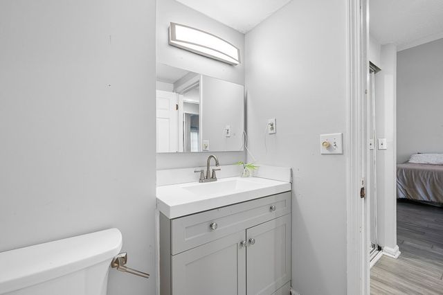 25 Voyagers Ln 25, Ashland, MA 01721