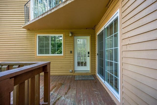 25 Voyagers Ln 25, Ashland, MA 01721