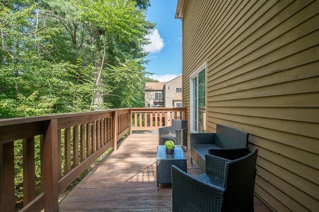 25 Voyagers Ln 25, Ashland, MA 01721