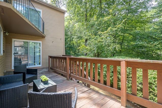 25 Voyagers Ln 25, Ashland, MA 01721