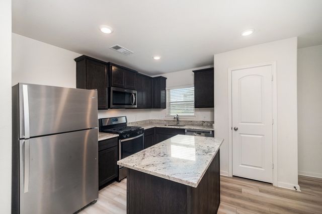 1460 Palamedes Drive, Fort Worth, TX 76140