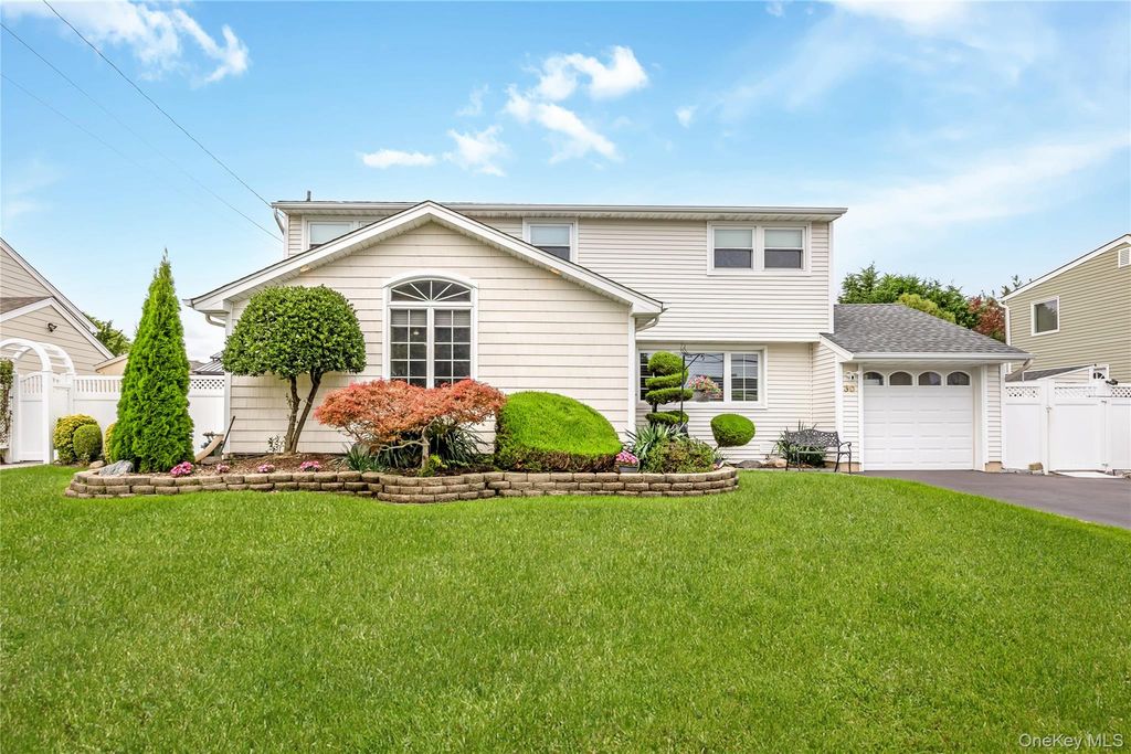 30 Swan Drive, Massapequa, NY 11758 — exterior