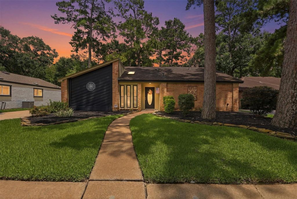 15122 Forest Lodge Drive, Houston, TX 77070