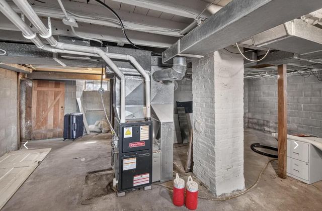 527 N Memorial DRIVE, Racine, WI 53404