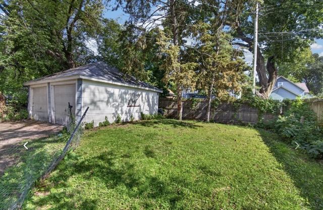 527 N Memorial DRIVE, Racine, WI 53404