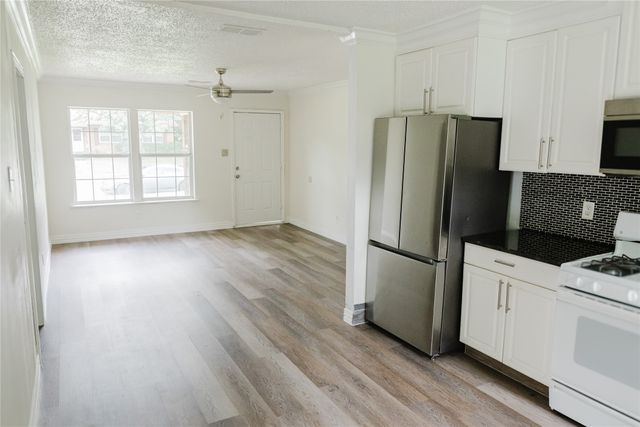 1528 Longview Street, Mesquite, TX 75149