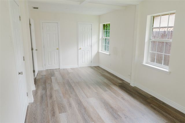 1528 Longview Street, Mesquite, TX 75149