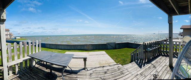 356 Killarney Beach Road, Bay City, MI 48706