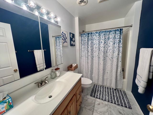 356 Killarney Beach Road, Bay City, MI 48706