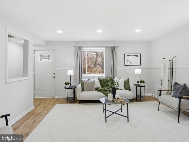 3917 STOKES DR, Baltimore, MD 21229