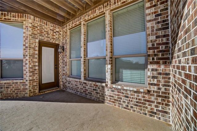 3206 Meadow Ridge Drive, Midlothian, TX 76065