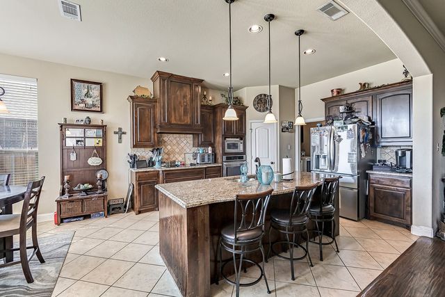 3206 Meadow Ridge Drive, Midlothian, TX 76065