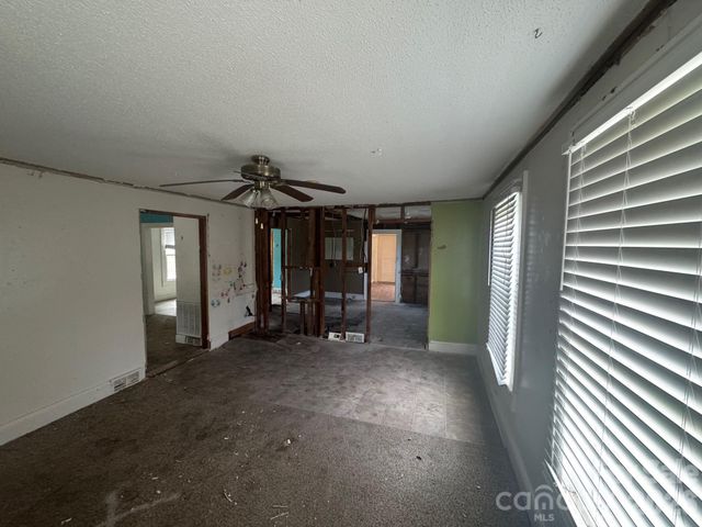 3325 Statesville Boulevard, Salisbury, NC 28147