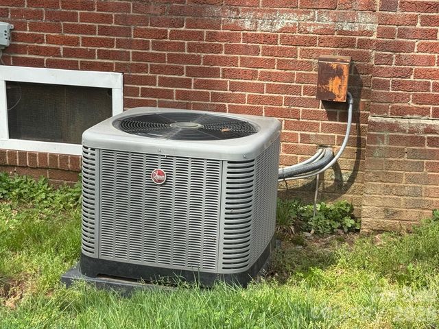 3325 Statesville Boulevard, Salisbury, NC 28147