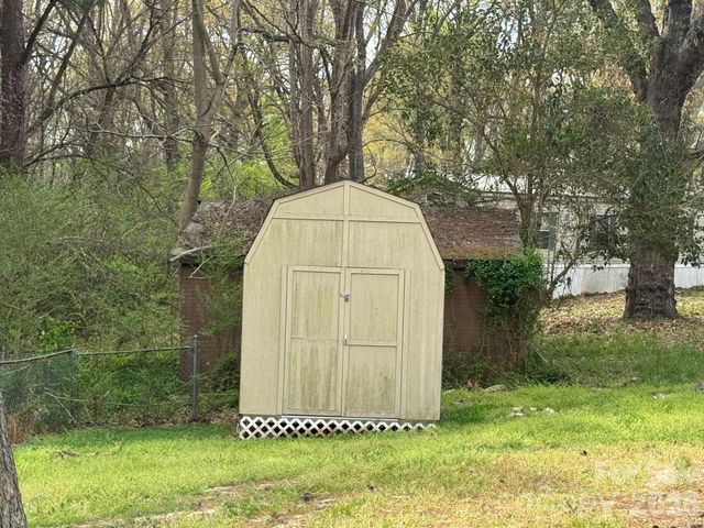 3325 Statesville Boulevard, Salisbury, NC 28147