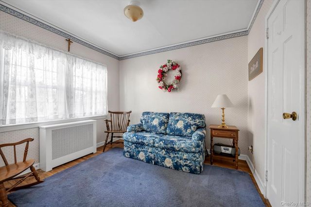 60 Aberdeen Road, New Hyde Park, NY 11040