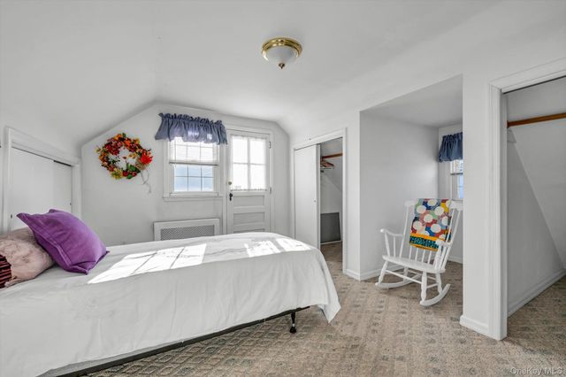 60 Aberdeen Road, New Hyde Park, NY 11040