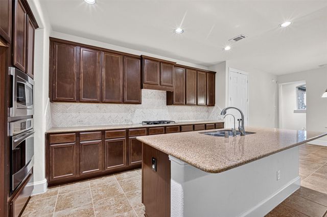 7930 Summer Night Lane, Rosenberg, TX 77469