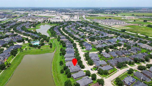 7930 Summer Night Lane, Rosenberg, TX 77469