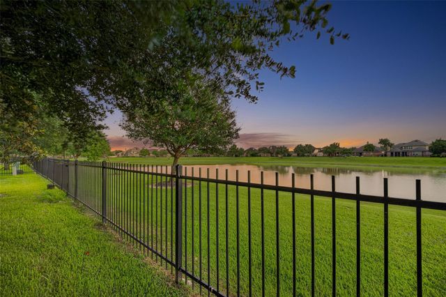 7930 Summer Night Lane, Rosenberg, TX 77469