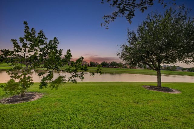7930 Summer Night Lane, Rosenberg, TX 77469