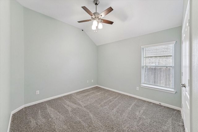 142 Dina Lane, Montgomery, TX 77356