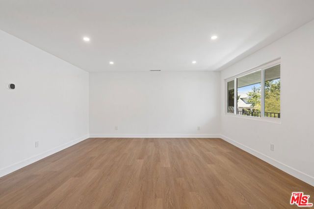 4442 Kingswell Avenue 4, Los Angeles, CA 90027