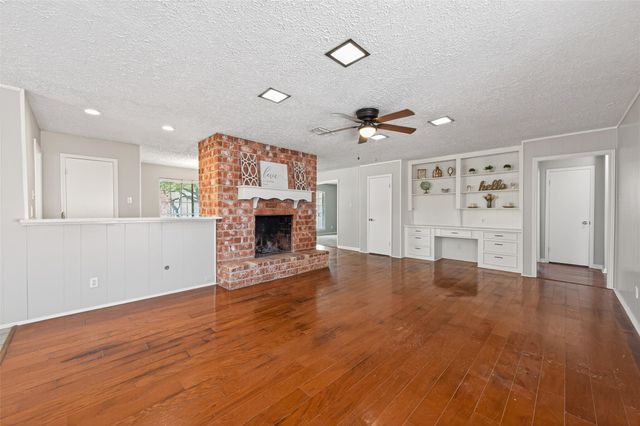 3242 Three Pines Drive, Houston, TX 77339