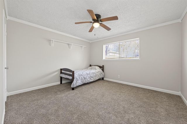 3242 Three Pines Drive, Houston, TX 77339