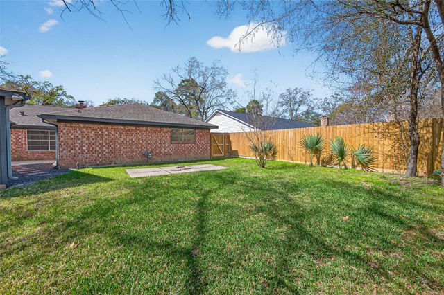 3242 Three Pines Drive, Houston, TX 77339