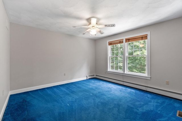 34 Arrowwood St, Methuen, MA 01844