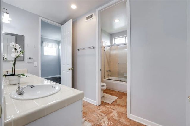 6885 Cambria Cove, Huntington Beach, CA 92648