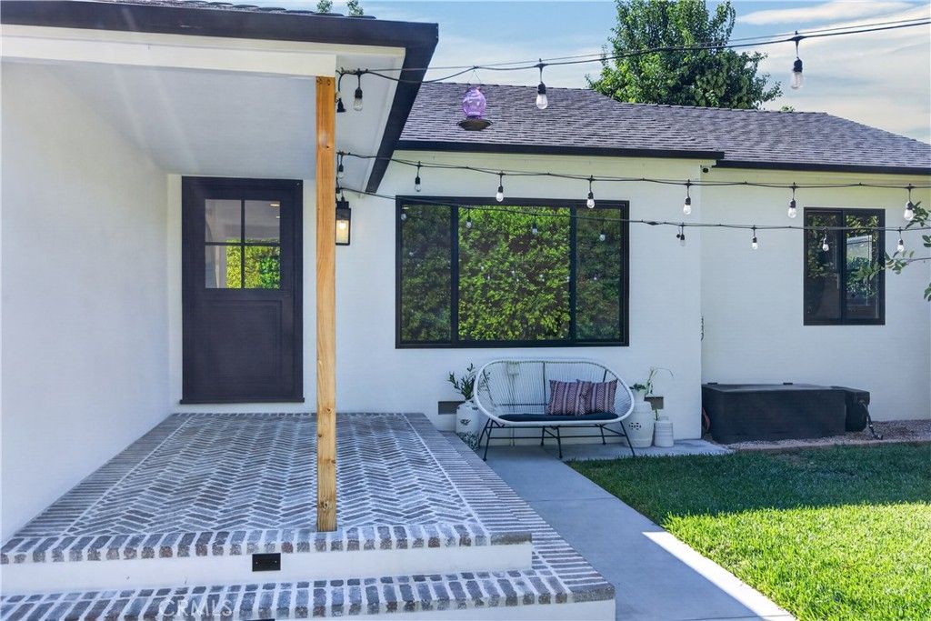 16912 Marlin Place, Lake Balboa, CA 91406 — photo 4