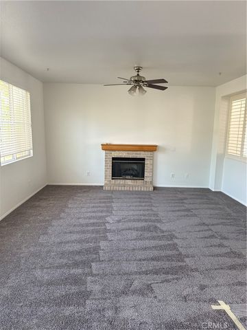 6005 Forest Oaks, Fontana, CA 92336