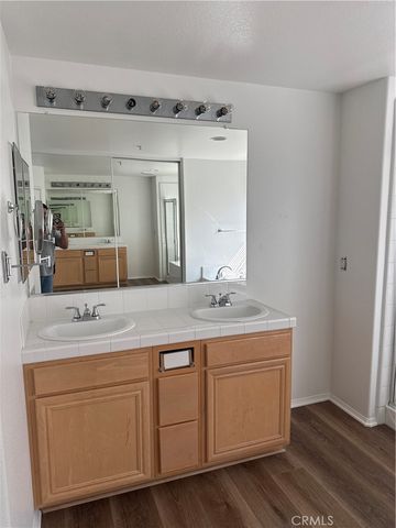 6005 Forest Oaks, Fontana, CA 92336
