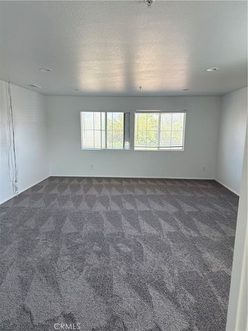 6005 Forest Oaks, Fontana, CA 92336