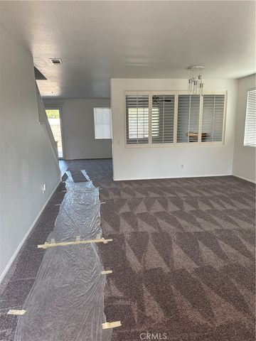 6005 Forest Oaks, Fontana, CA 92336