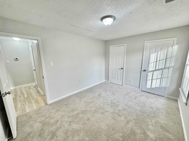 8537 WOODCOCK CV, Memphis, TN 38018