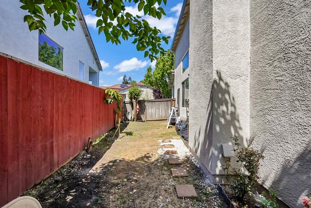 6809 Brook Falls, Stockton, CA 95219