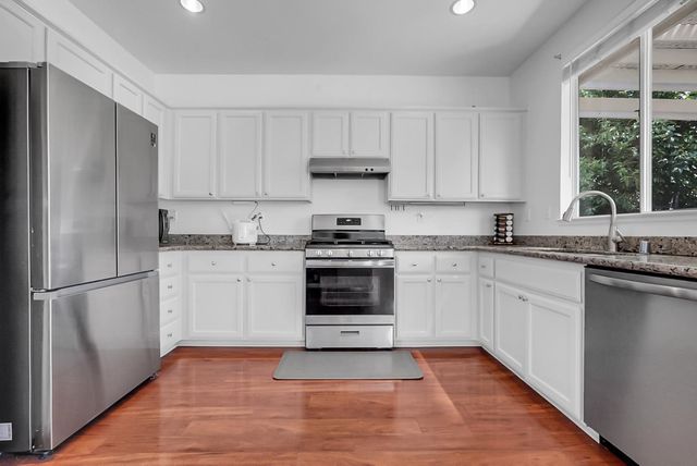 6809 Brook Falls, Stockton, CA 95219