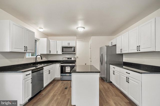 185 N GOVERNORS BLVD, Dover, DE 19901