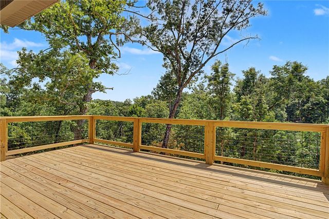 36 Halford Lane, Bella Vista, AR 72715