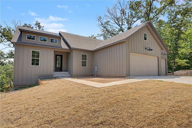 36 Halford Lane, Bella Vista, AR 72715