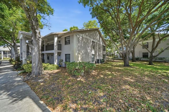 2130 Elm Street 401, Clearwater, FL 34698
